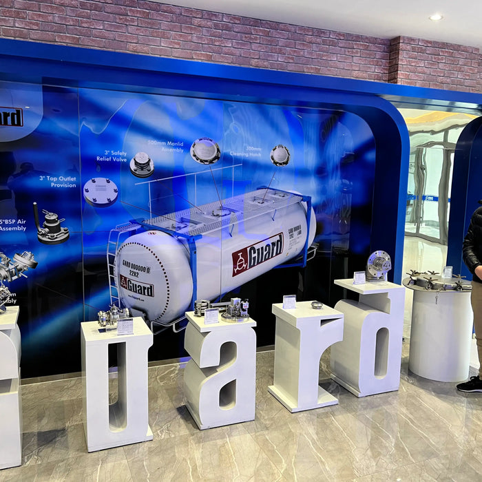 Waarom hoogwaardige kleppen en onderdelen cruciaal zijn voor de tankcontainer industrie!