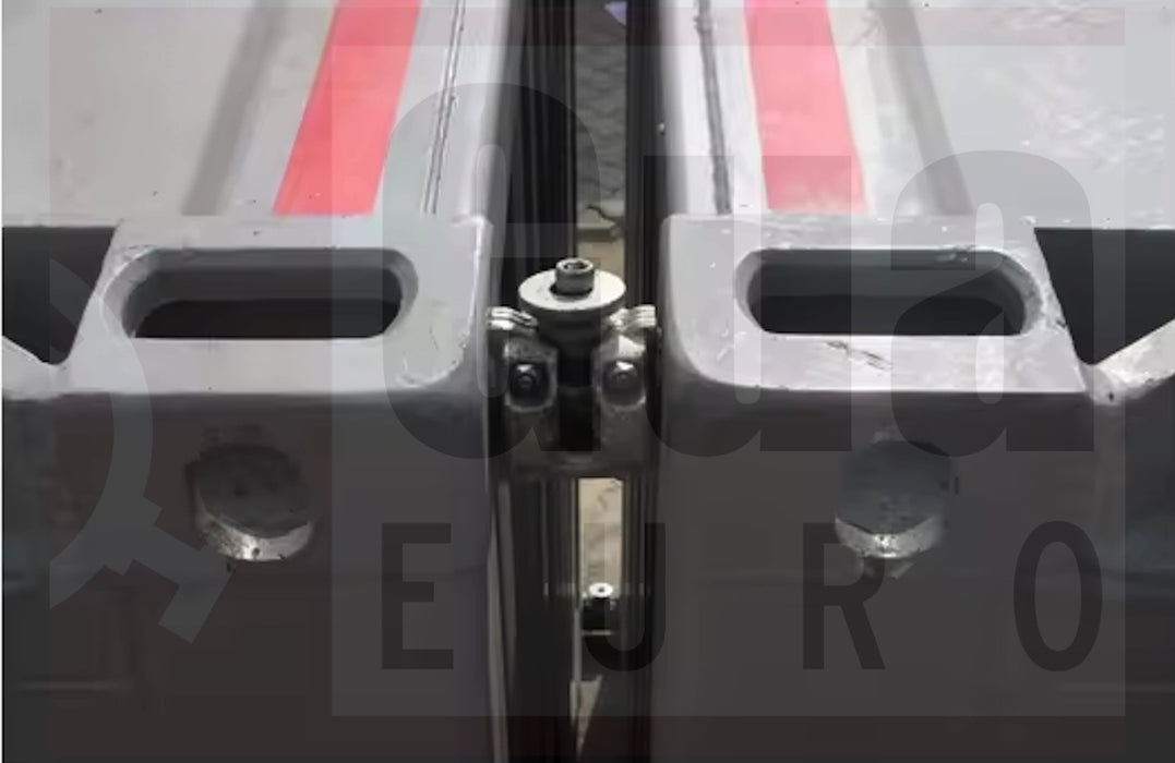 Container connector-7