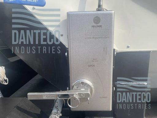 Remote control tank container